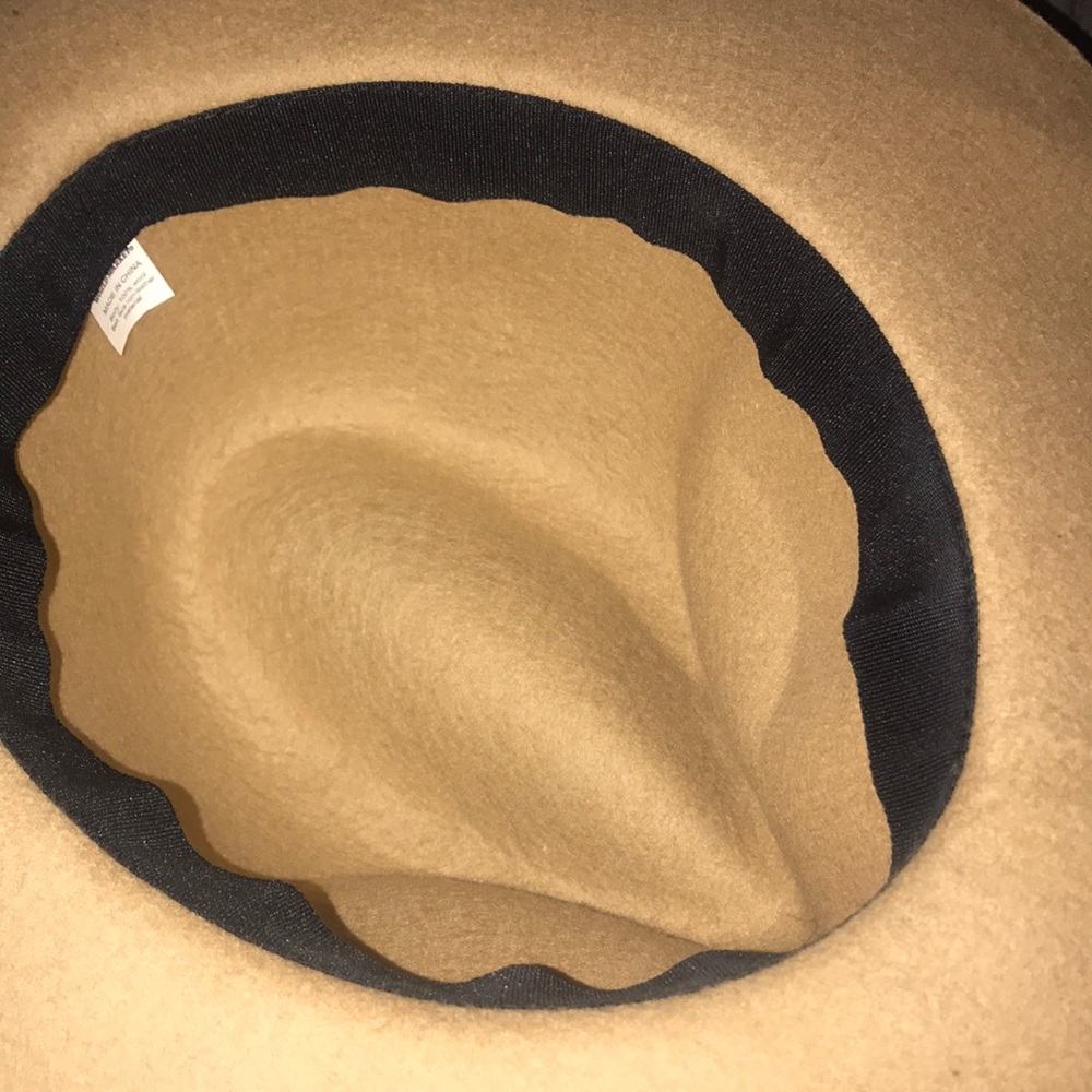 Hat - Picture 3 of 3